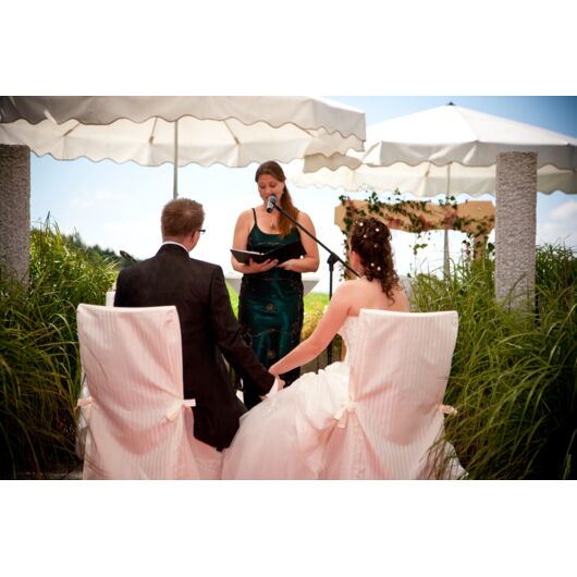 Hochzeiten, die die Seele berühren -  individuell, humorvoll, liebevoll
