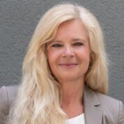 Hochzeitsrednerin und Freie Rednerin Annette Butzbach